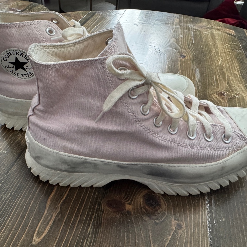 Converse Women's Light Pink High-Top Sneakers